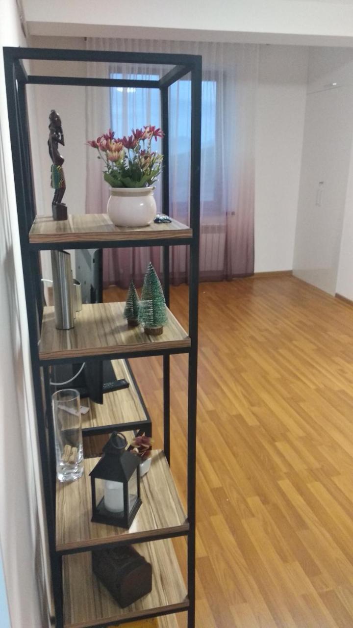 Hillside Apartment צ'אקאדזור מראה חיצוני תמונה